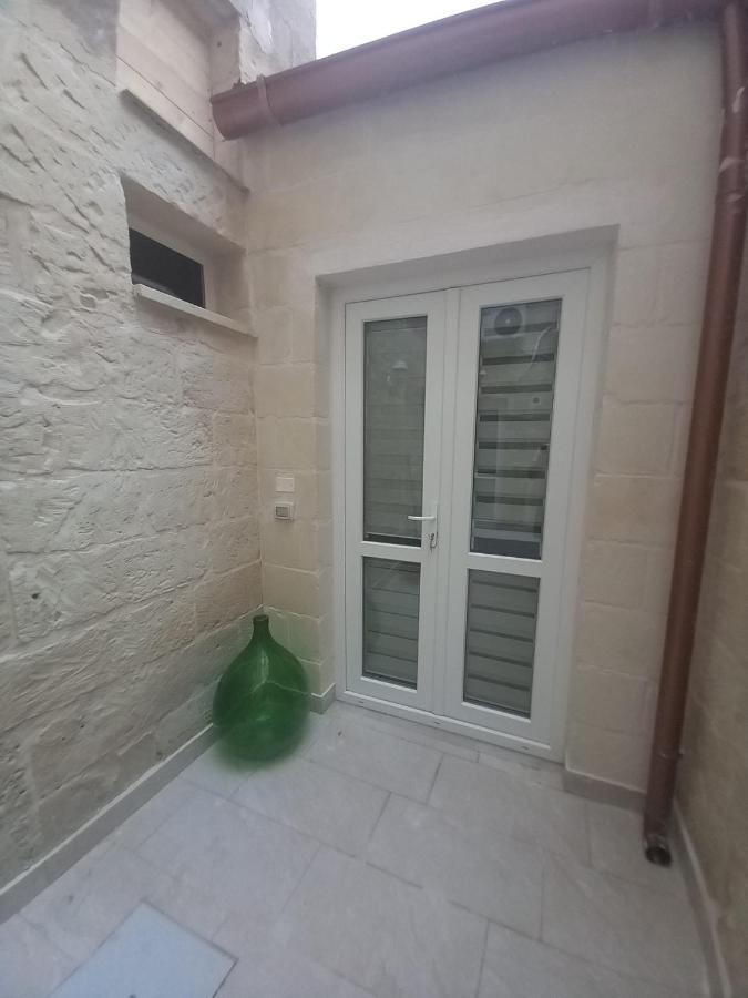 Giura Ξενοδοχείο Λέτσε Εξωτερικό φωτογραφία