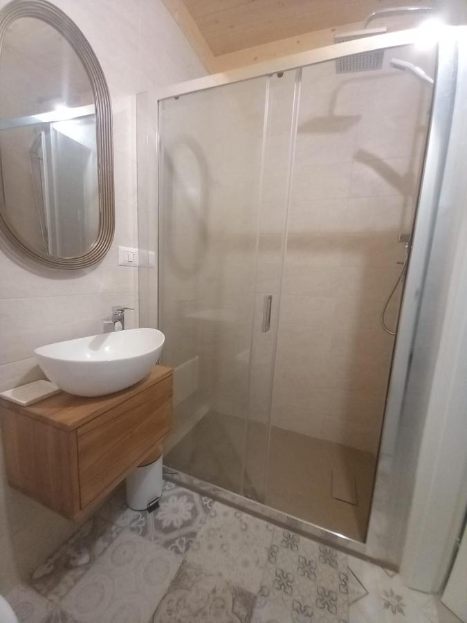 Giura Ξενοδοχείο Λέτσε Εξωτερικό φωτογραφία